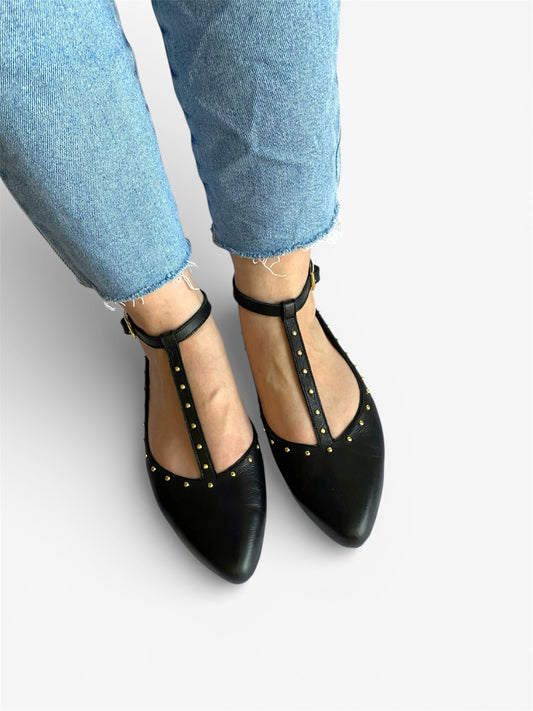 Dakota Pump - Black Leather