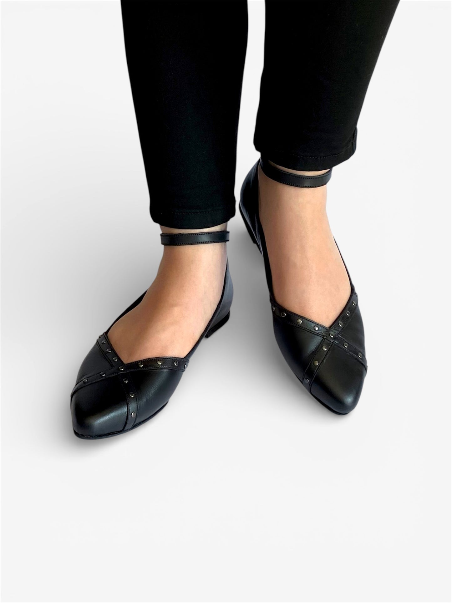 Luna Pump - Black Leather