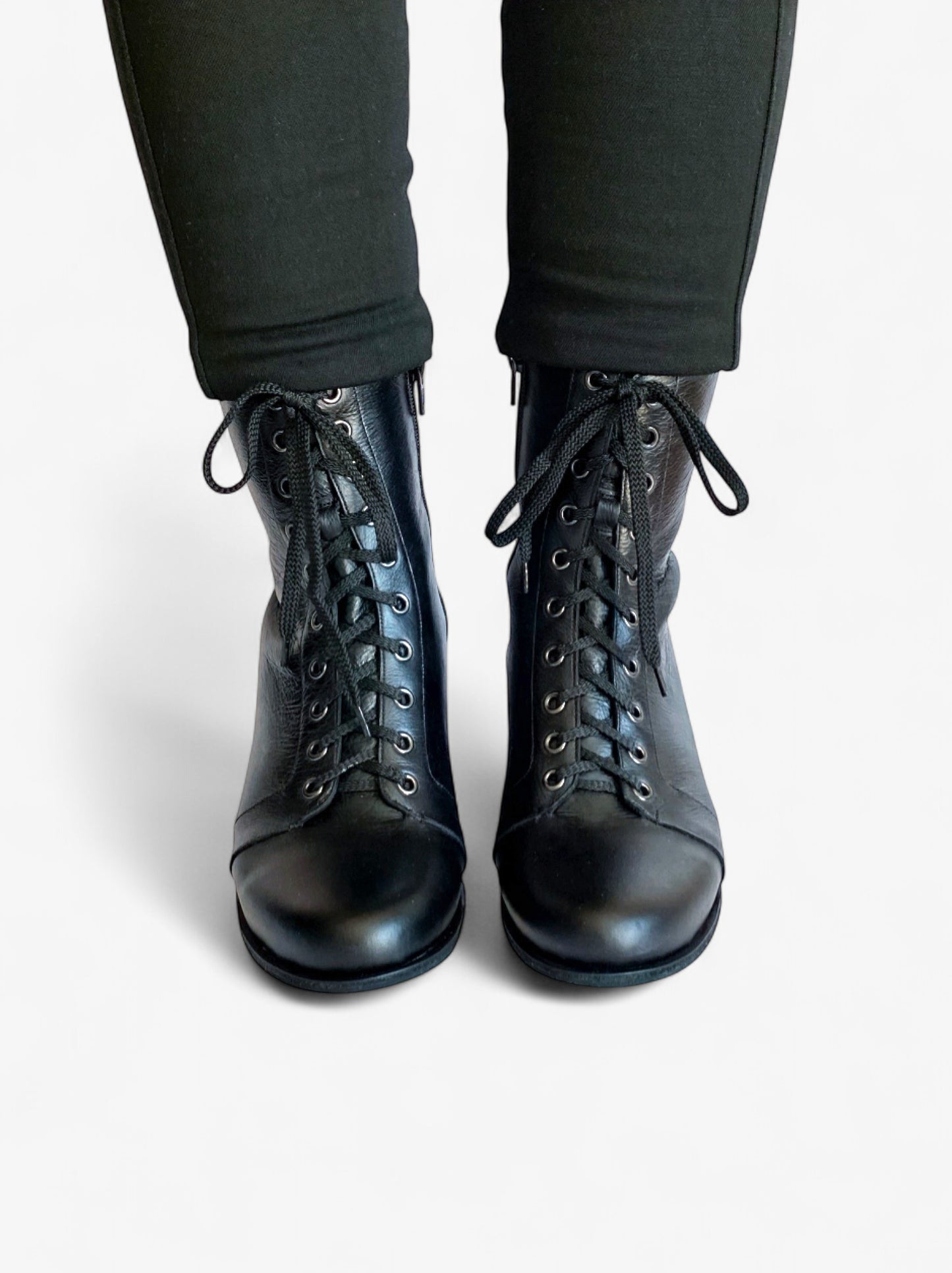 Roxy Boot - Black Leather