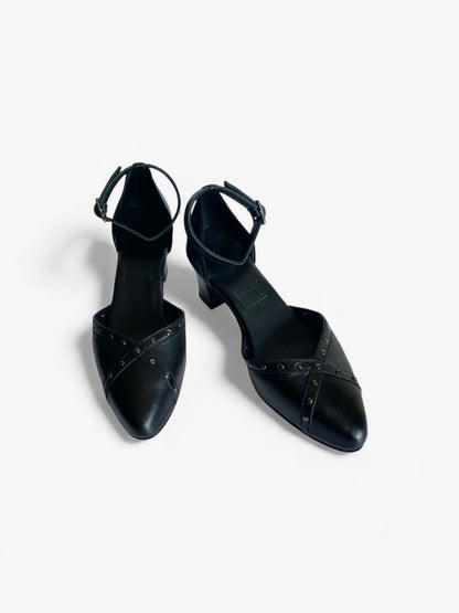 Scarlet Heel - Black Leather